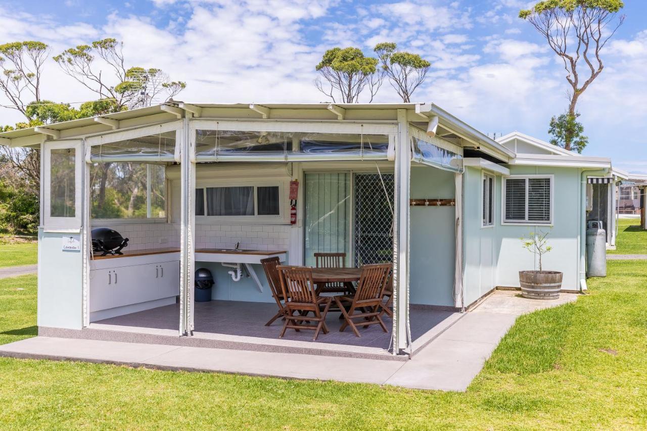 Surfside Cudmirrah Beach Berrara Bagian luar foto